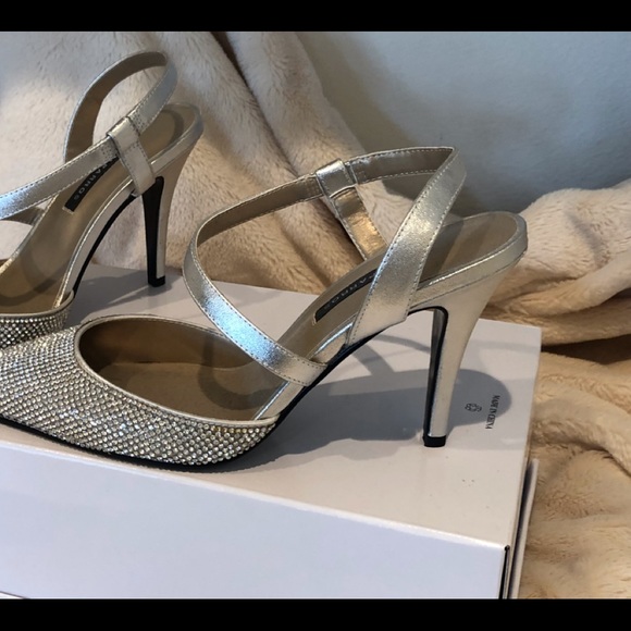 Stunning Crystal shoes- Brand New - Picture 3 of 8